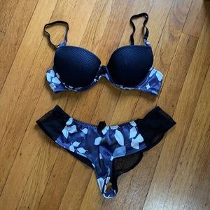 6ixty8ight Bra & Panty Set Size 34B